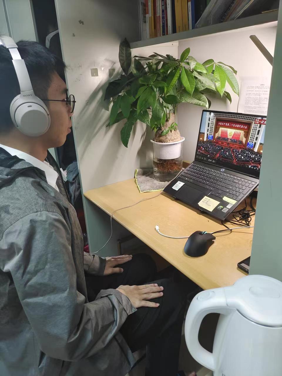taptap点点体育