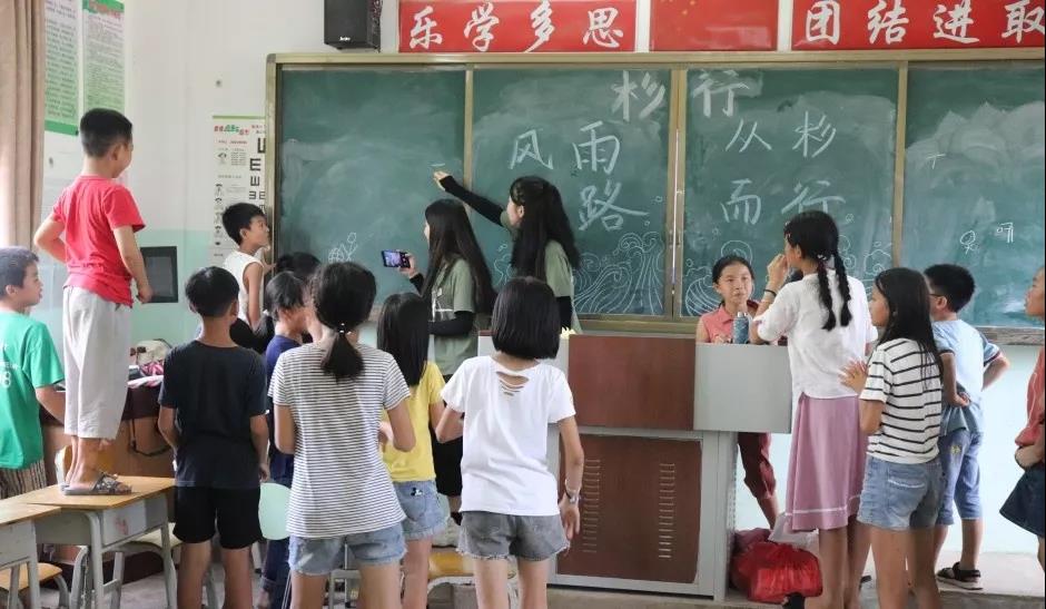 taptap点点体育